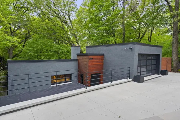 224 Walhalla Road, Columbus, OH 43202