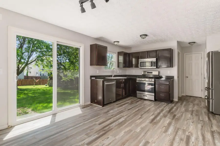 1240 Onaway Court, Columbus, OH 43228 - #3
