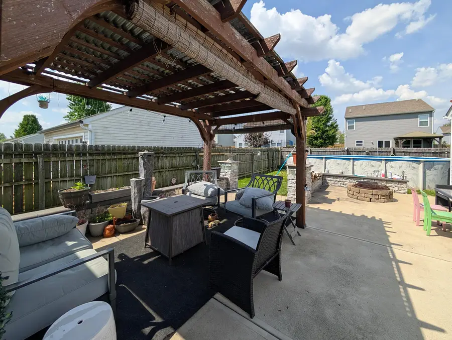 4015 Grayson Drive, Obetz, OH 43207 - #3