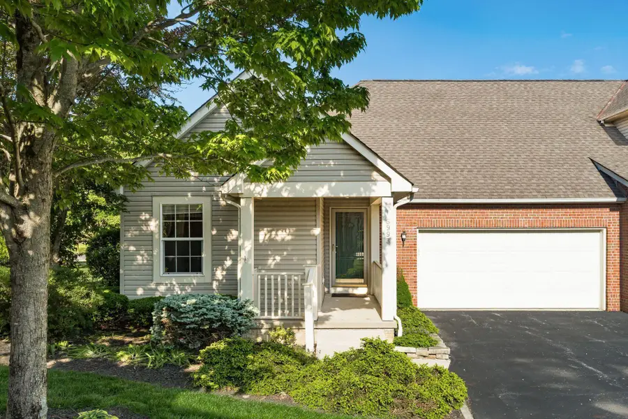 6993 Greensview Village Drive, Canal Winchester, OH 43110 - #2