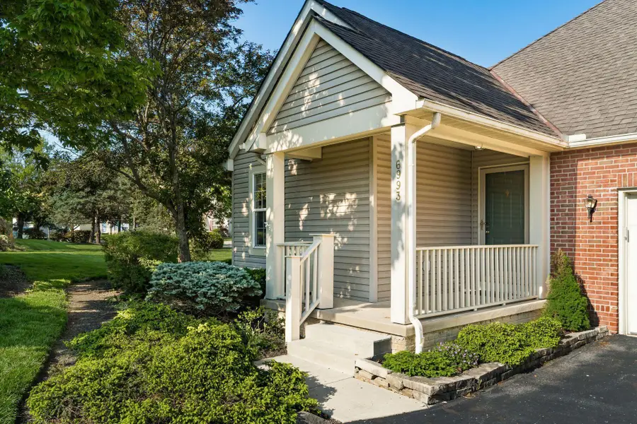 6993 Greensview Village Drive, Canal Winchester, OH 43110 - #3
