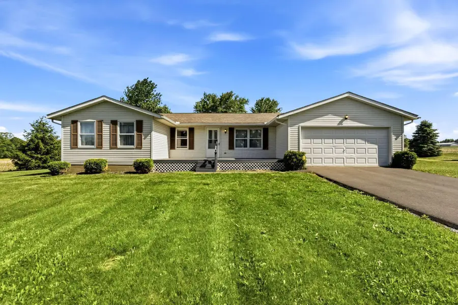 1274 Marion Road Nw, Utica, OH 43080 - #2