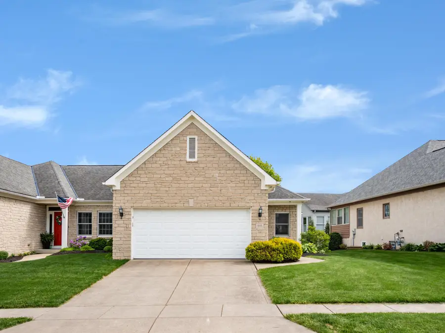 995 Bushwood Lane, Columbus, OH 43235 - #2
