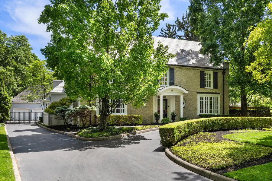 36 Ashbourne Road, Columbus, OH 43209 - #3