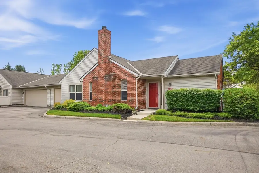 3700 Charlemonte Way, Canal Winchester, OH 43110 - #2