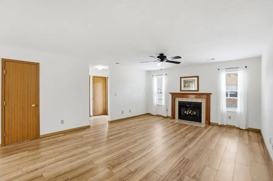 3700 Charlemonte Way, Canal Winchester, OH 43110 - #3