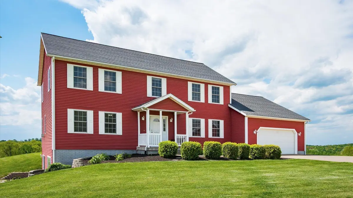 6805 Old Stagecoach Road, Frazeysburg, OH 43822 - #1