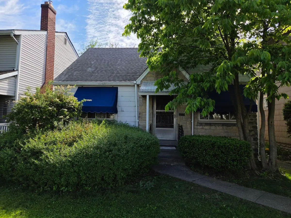 584 Chestershire Road, Columbus, OH 43204 - #1