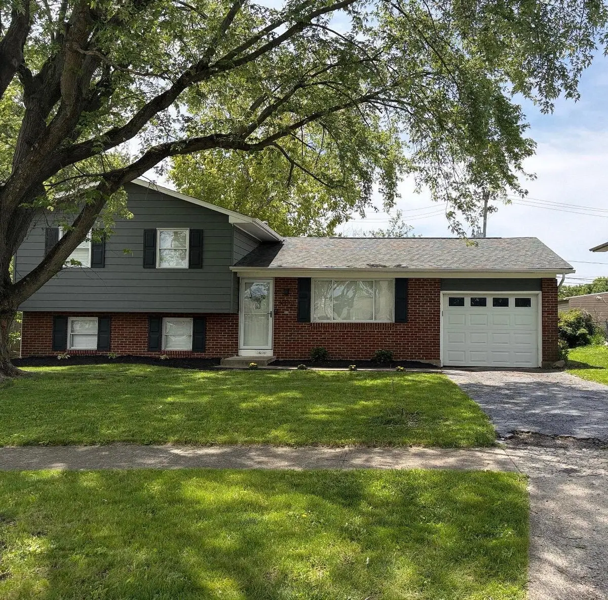 2433 Yates Avenue, Grove City, OH 43123 - #1