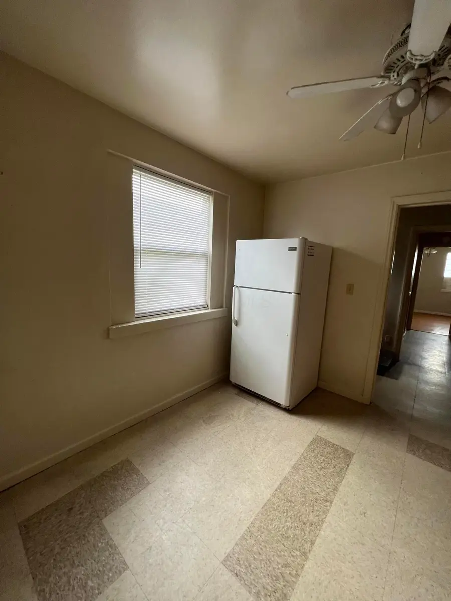 1045 Loretta Avenue, Columbus, OH 43211 - #3