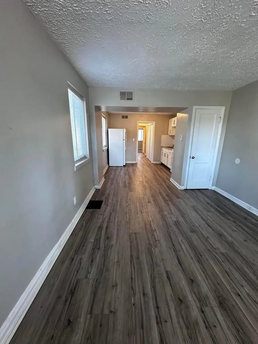 1056 Loretta Avenue, Columbus, OH 43211 - #2