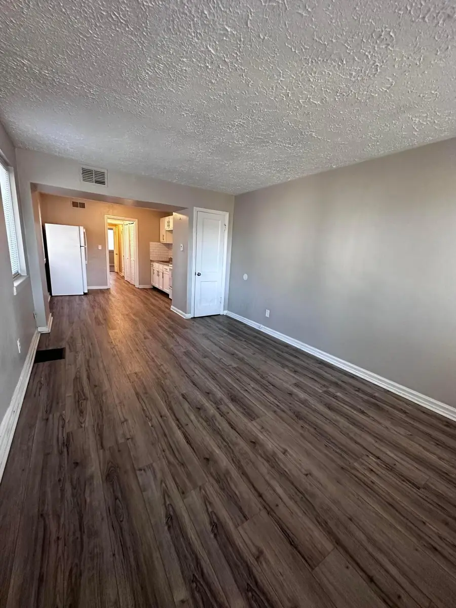 1056 Loretta Avenue, Columbus, OH 43211 - #3