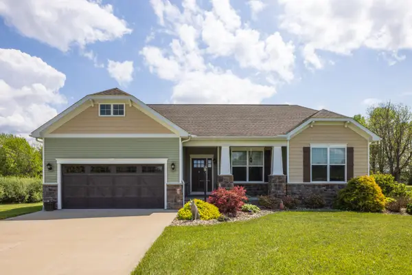 3028 Canterbury Lane, Albany, OH 45710