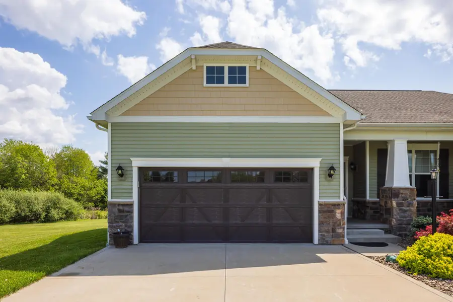 3028 Canterbury Lane, Albany, OH 45710 - #2