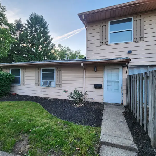 2501 Nassau Drive, Columbus, OH 43232