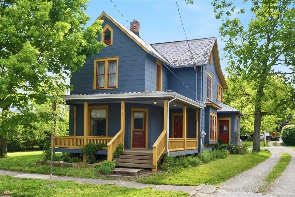 206 N Division Street, Mount Vernon, OH 43050 - #1