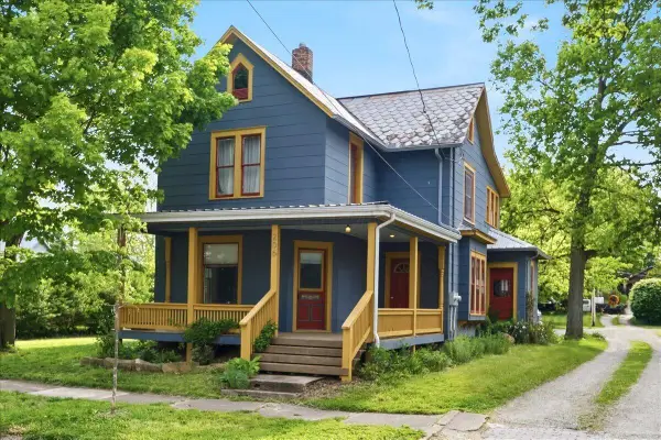 206 N Division Street, Mount Vernon, OH 43050