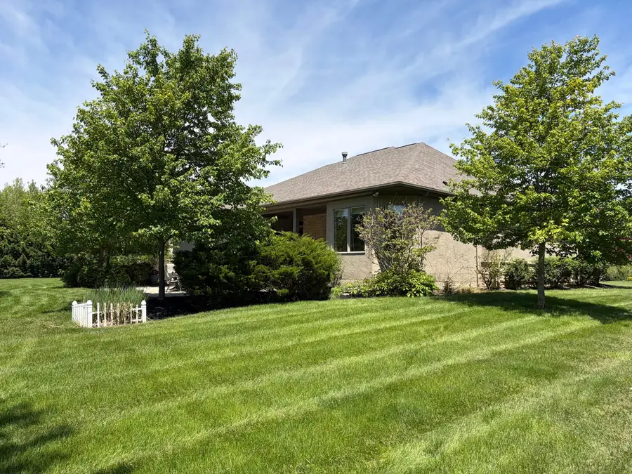 4488 Menderes Drive, Powell, OH 43065 - #3