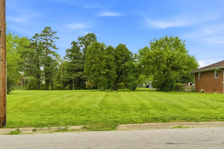 1298 E Gates Street, Columbus, OH 43206 - #2