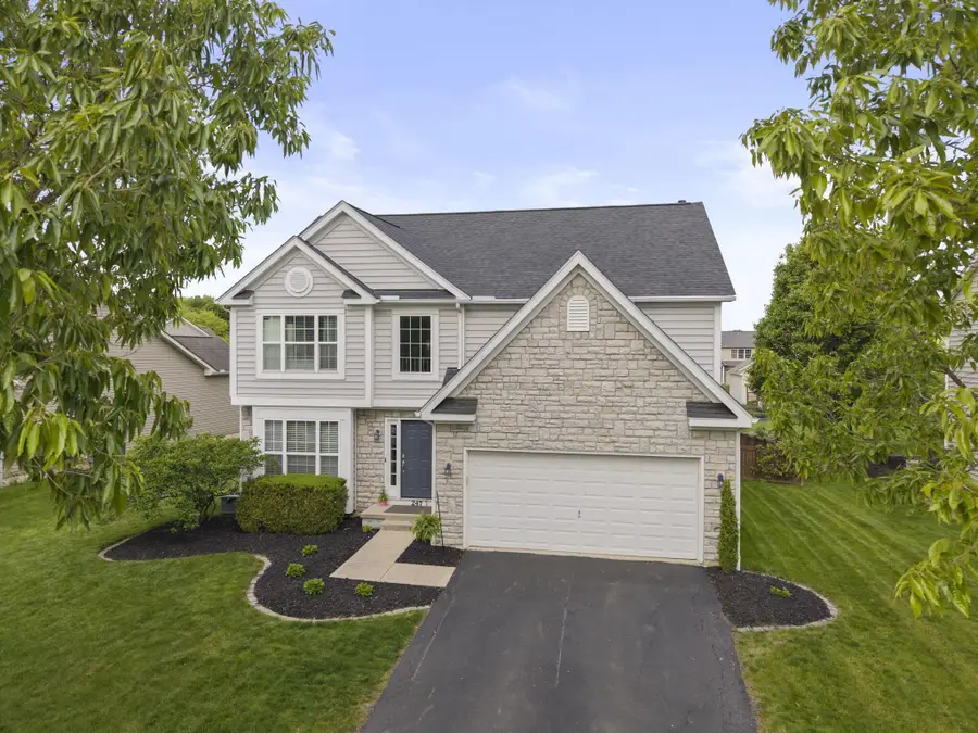 247 Harmony Drive, Delaware, OH 43015 - #2