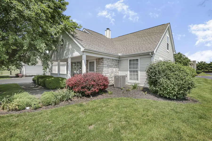 1249 Dunhurst Street, Circleville, OH 43113 - #2