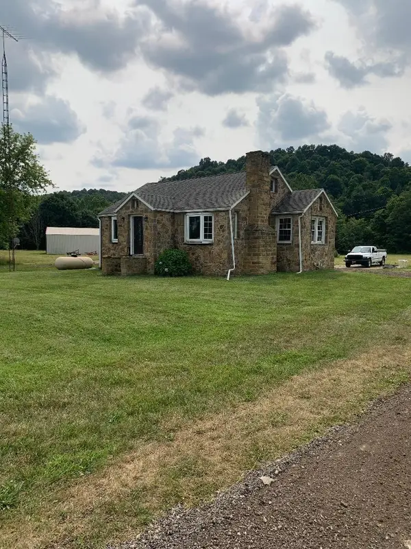 8605 Mt Vernon Road, Saint Louisville, OH 43071