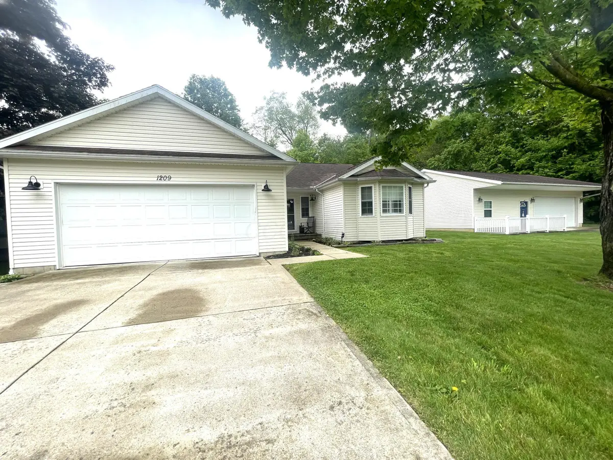 1209 Apple Valley Drive, Howard, OH 43028 - #1