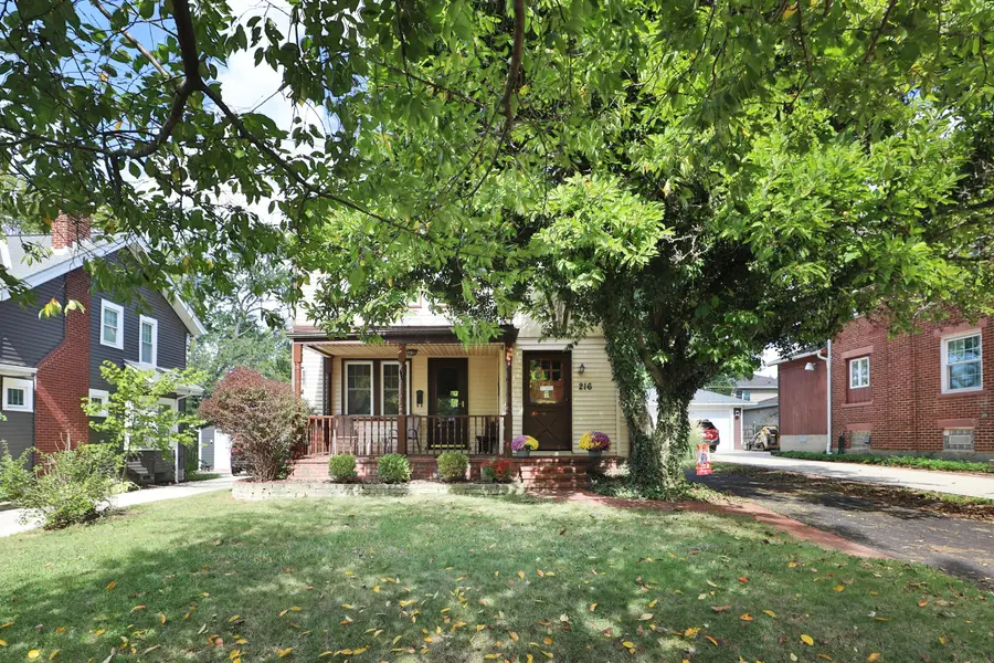 216 Chatham Road, Columbus, OH 43214 - #3