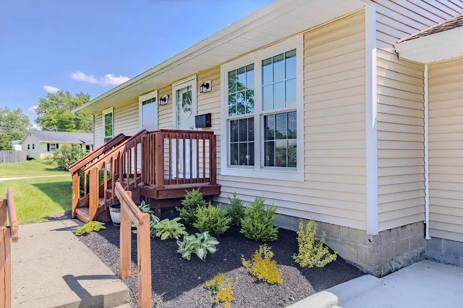 815 Lakeview Drive, Marysville, OH 43040 - #3