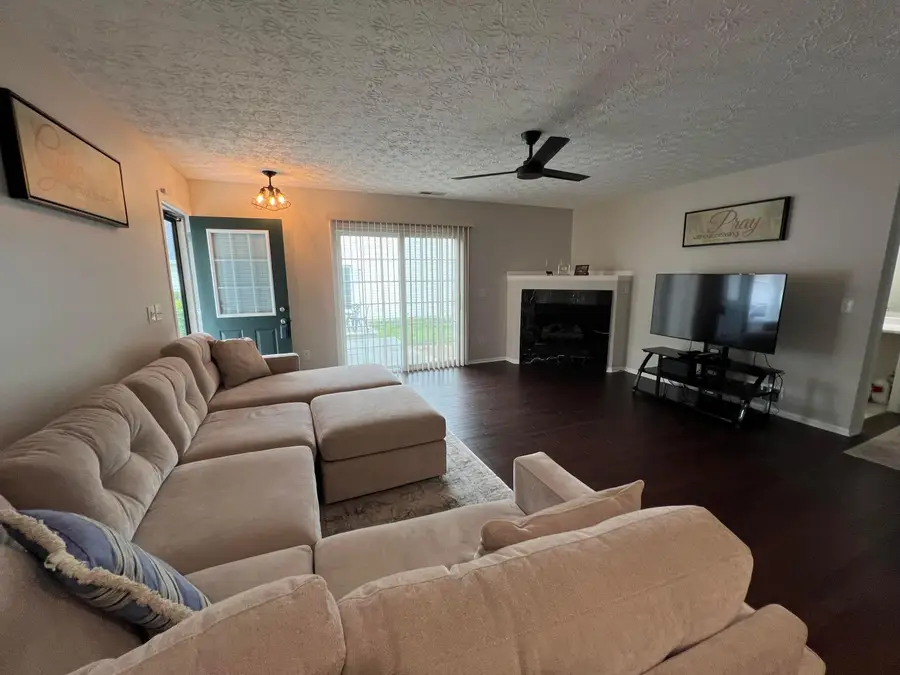 4689 Parrau Drive, Columbus, OH 43228 - #2