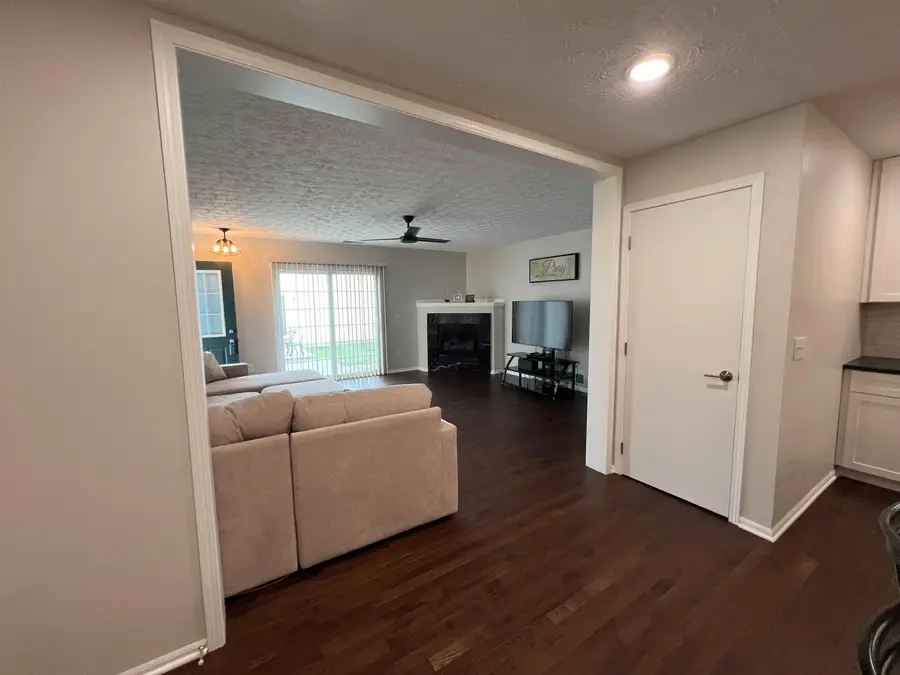 4689 Parrau Drive, Columbus, OH 43228 - #3