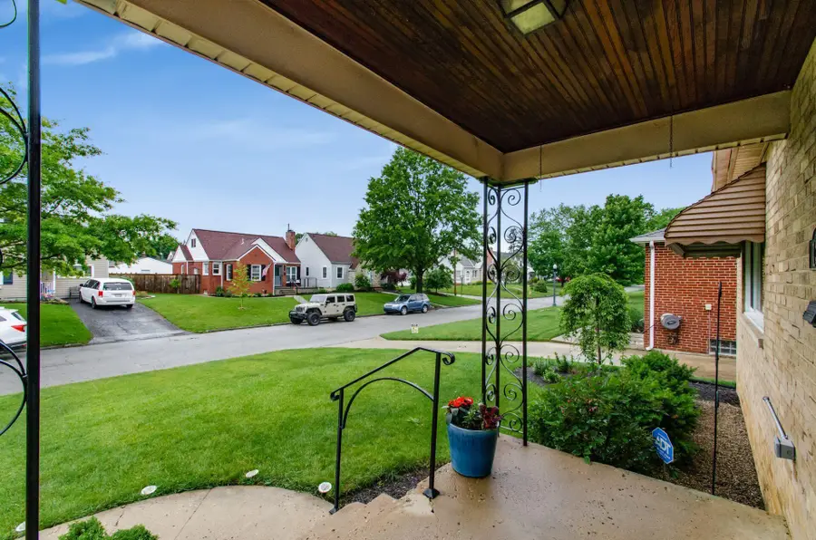 136 S Sylvan Avenue, Columbus, OH 43204 - #2