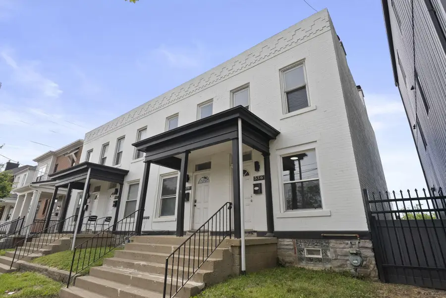 536 W Town Street, Columbus, OH 43215 - #2