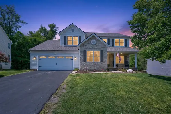 2594 Crestview Woods Drive, Newark, OH 43055