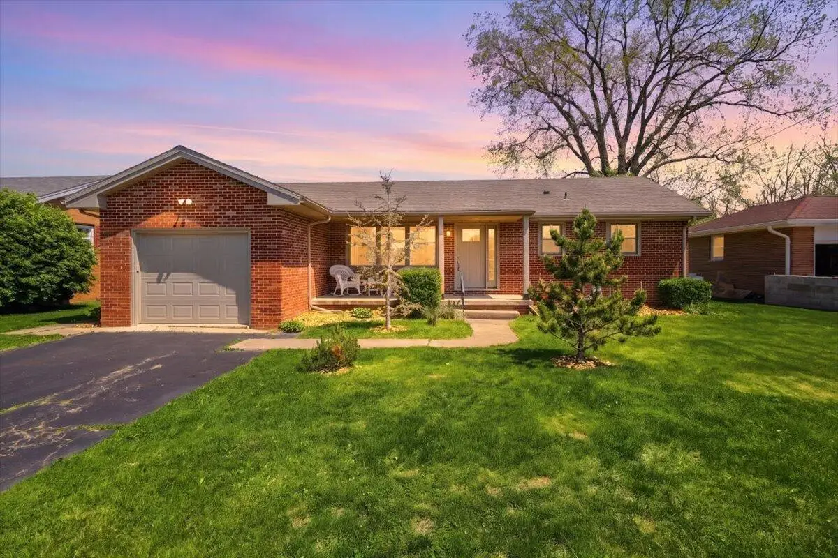 135 Arlington Avenue, Galion, OH 44833 - #1