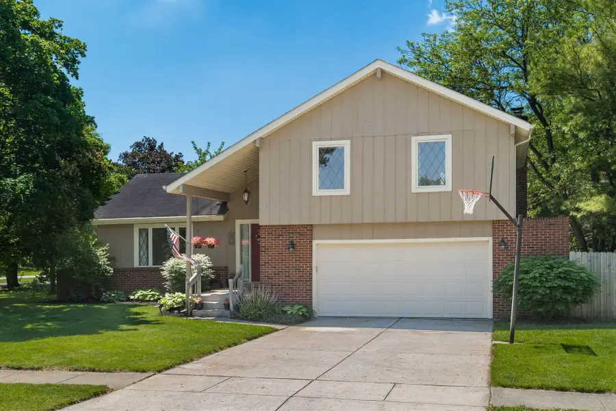 1870 Hickory Hill Drive, Columbus, OH 43228 - #3
