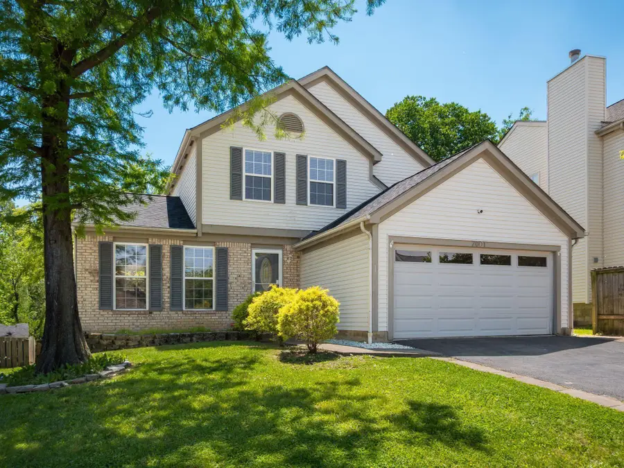 2001 Queens Meadow Lane, Grove City, OH 43123 - #2