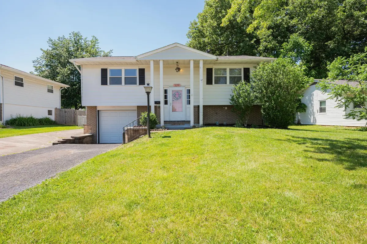 1019 Sutton Place, Reynoldsburg, OH 43068 - #1