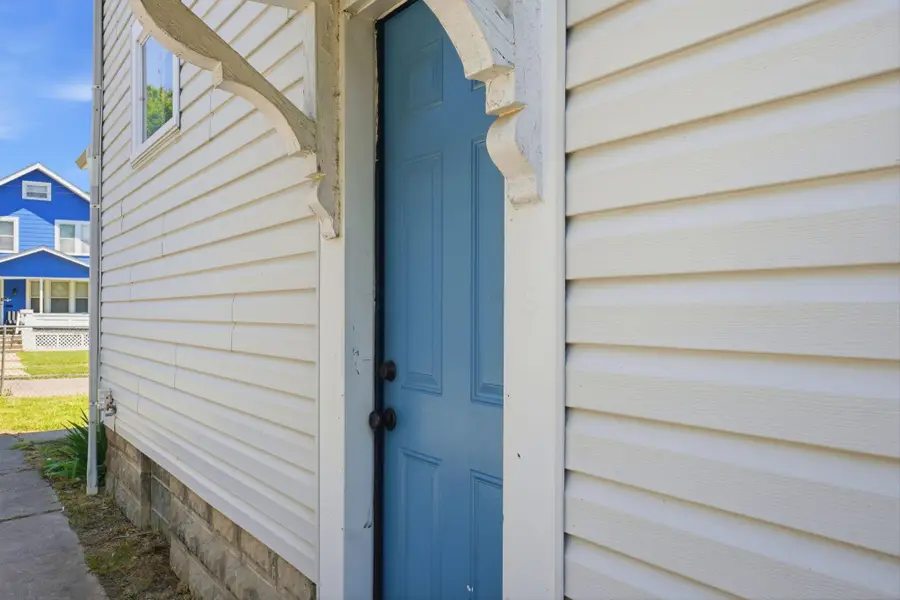 107 N Powell Avenue, Columbus, OH 43204 - #3