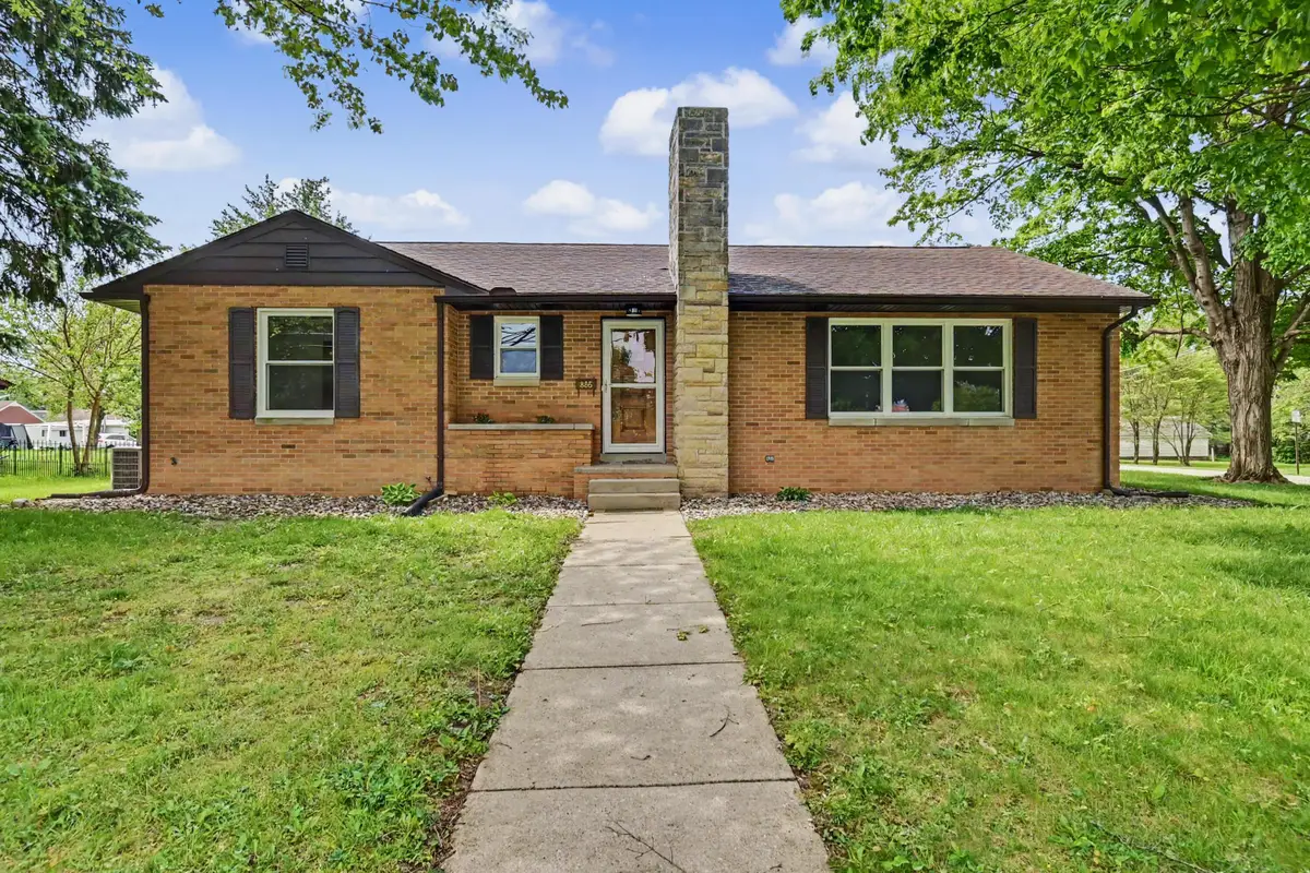 885 W Perry Street, Bucyrus, OH 44820 - #1