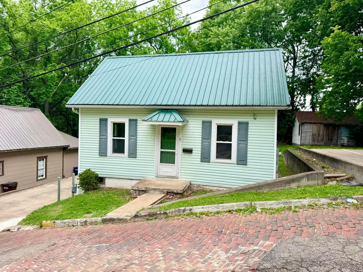 5 Smith Street, Athens, OH 45701 - #1