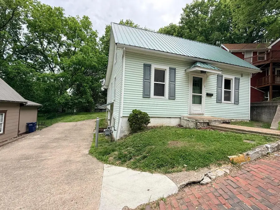 5 Smith Street, Athens, OH 45701 - #2