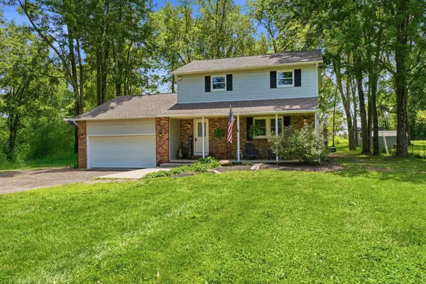 683 Woodside Drive Sw, Pataskala, OH 43062