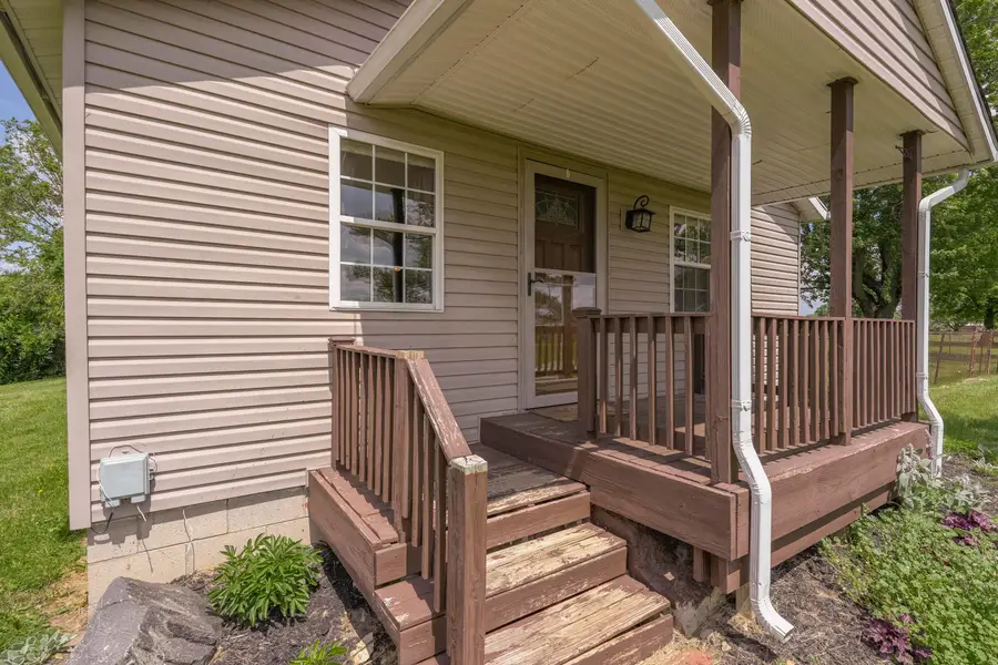 12585 Us Highway 62 Ne, Mount Sterling, OH 43143 - #2