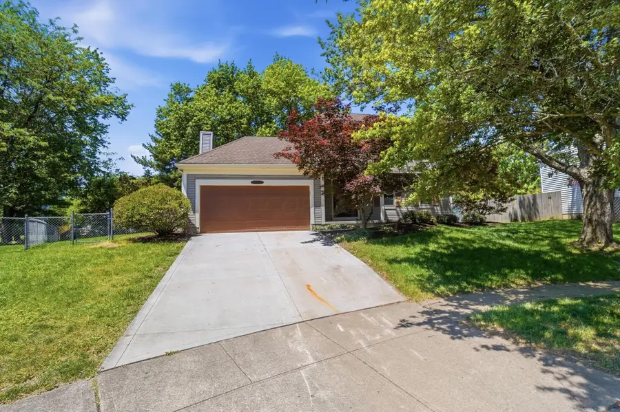7679 Arapaho Court, Worthington, OH 43085 - #3