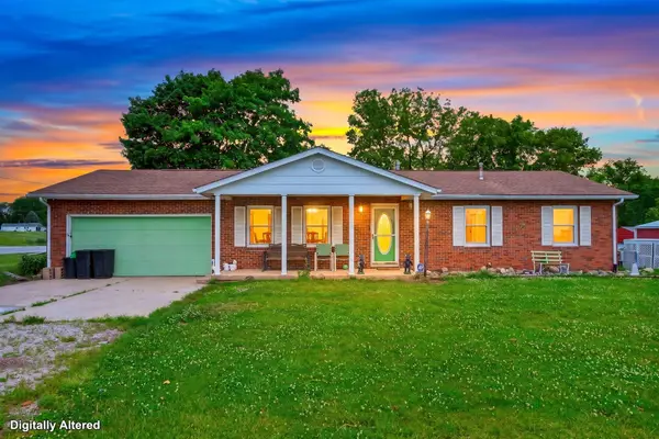 10442 State Route 207, Clarksburg, OH 43115