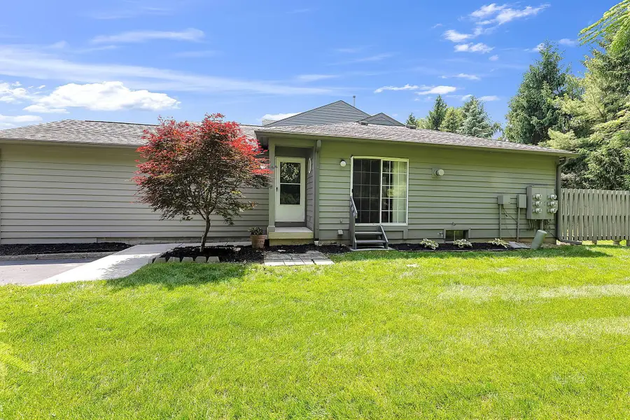 5708 Blendonbrook Lane, Columbus, OH 43230 - #3