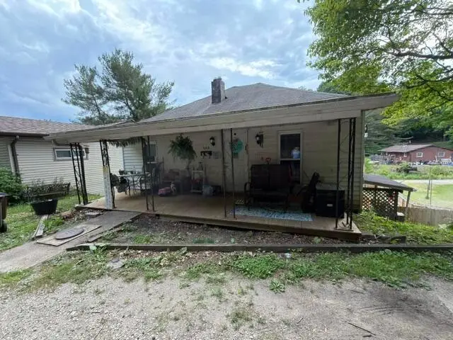 685 N Walnut Street, Logan, OH 43138 - #1
