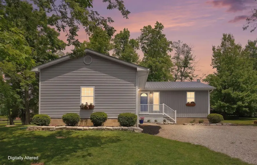 1366 Windsor Court, Circleville, OH 43113 - #3