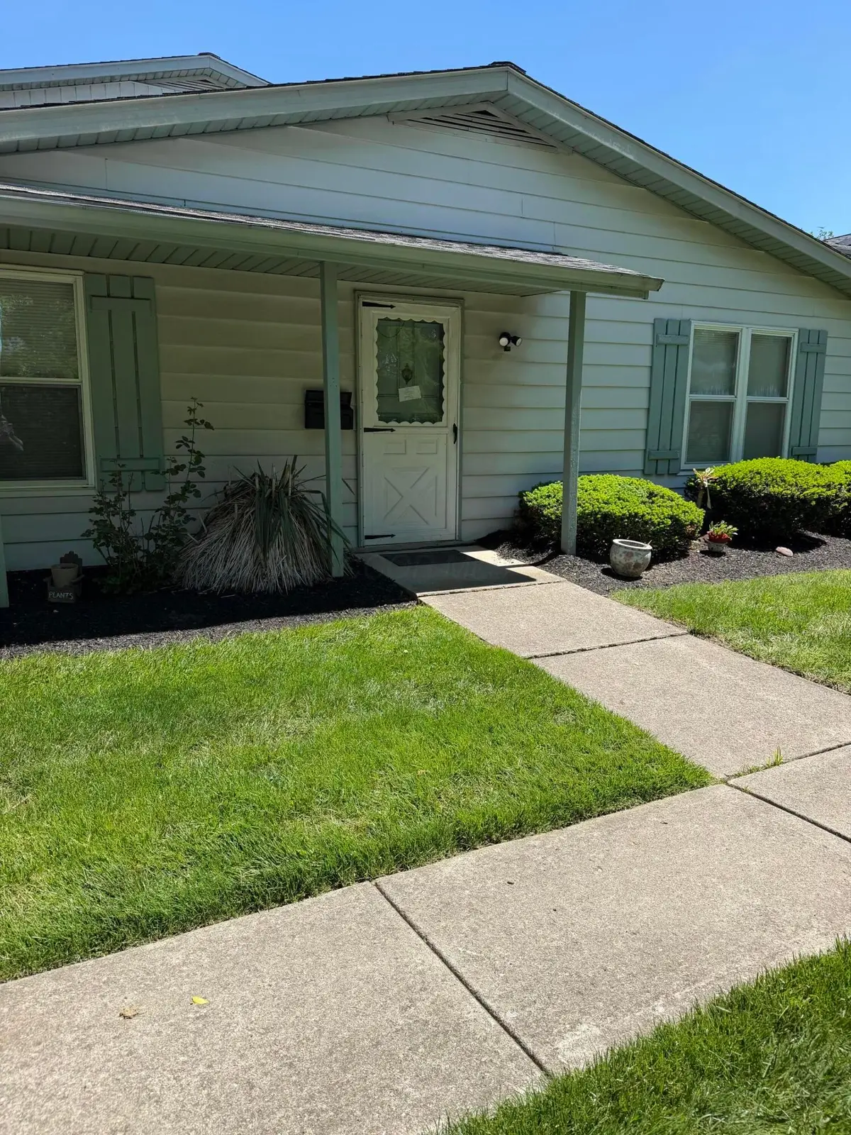 2515 Nassau Drive, Columbus, OH 43232 - #1